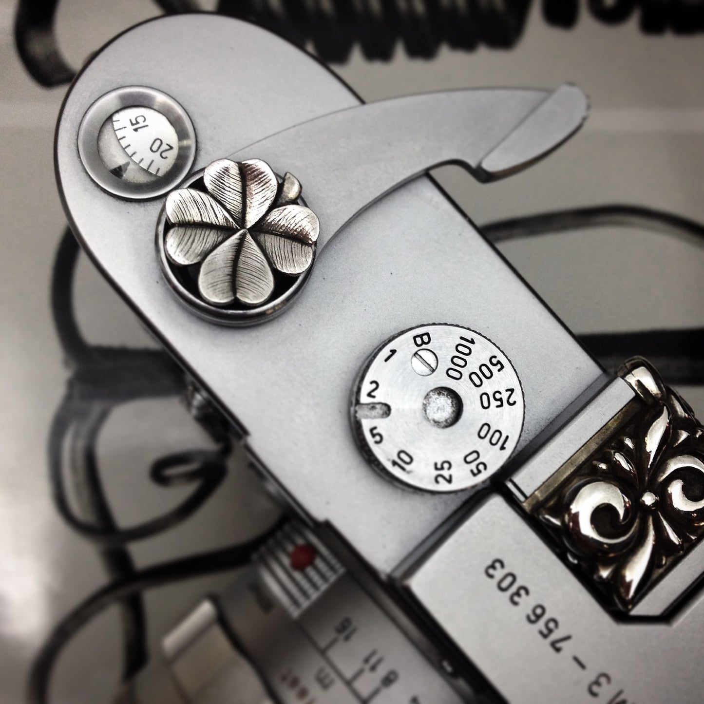 Four Leaf Clover Camera Soft Release Button / JP-715