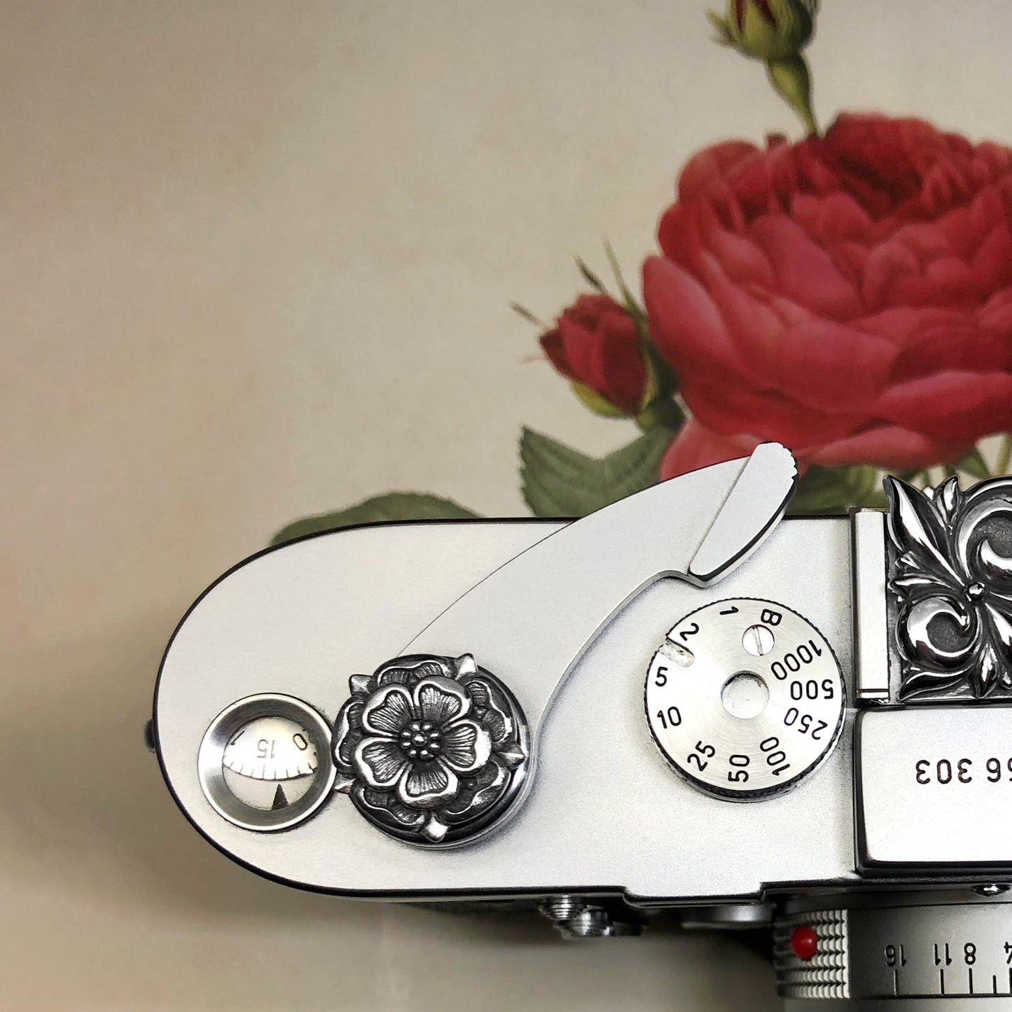 Tudor Rose Soft Release Button / JP-731