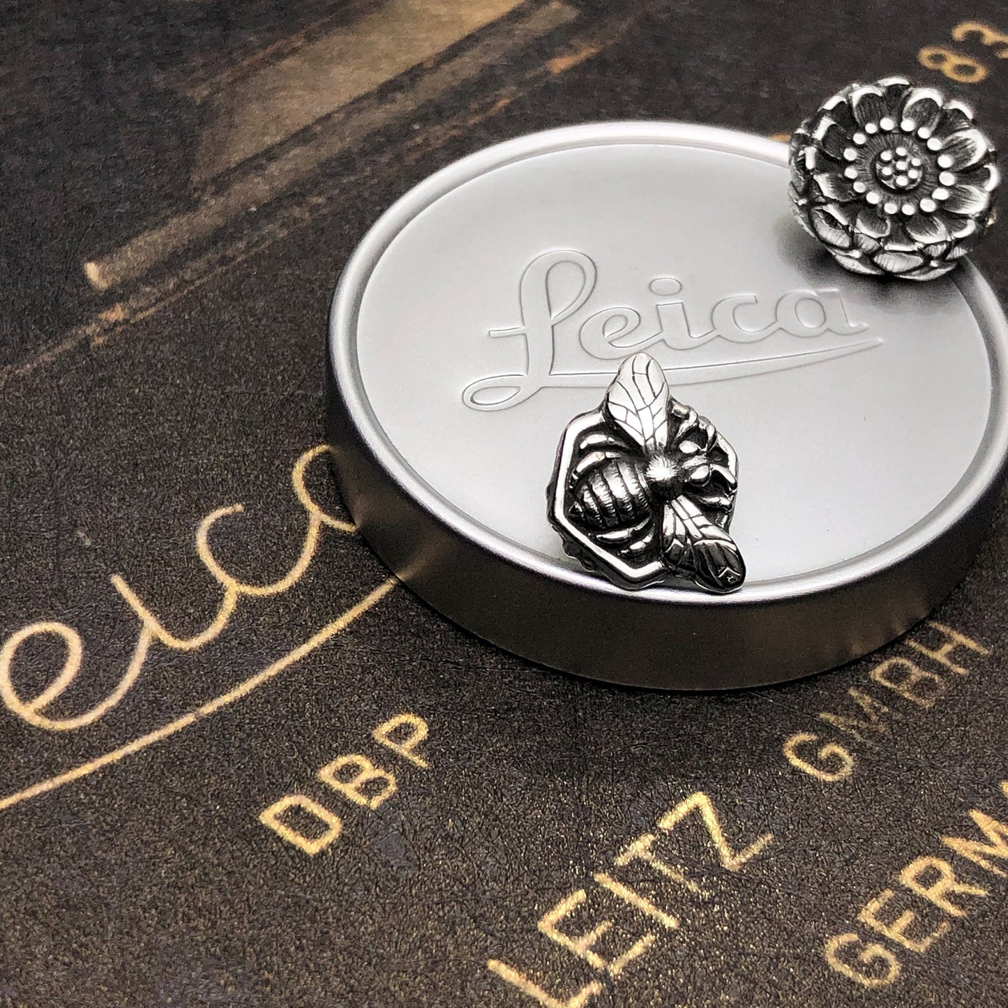 Bee Soft Release Button / JP-748