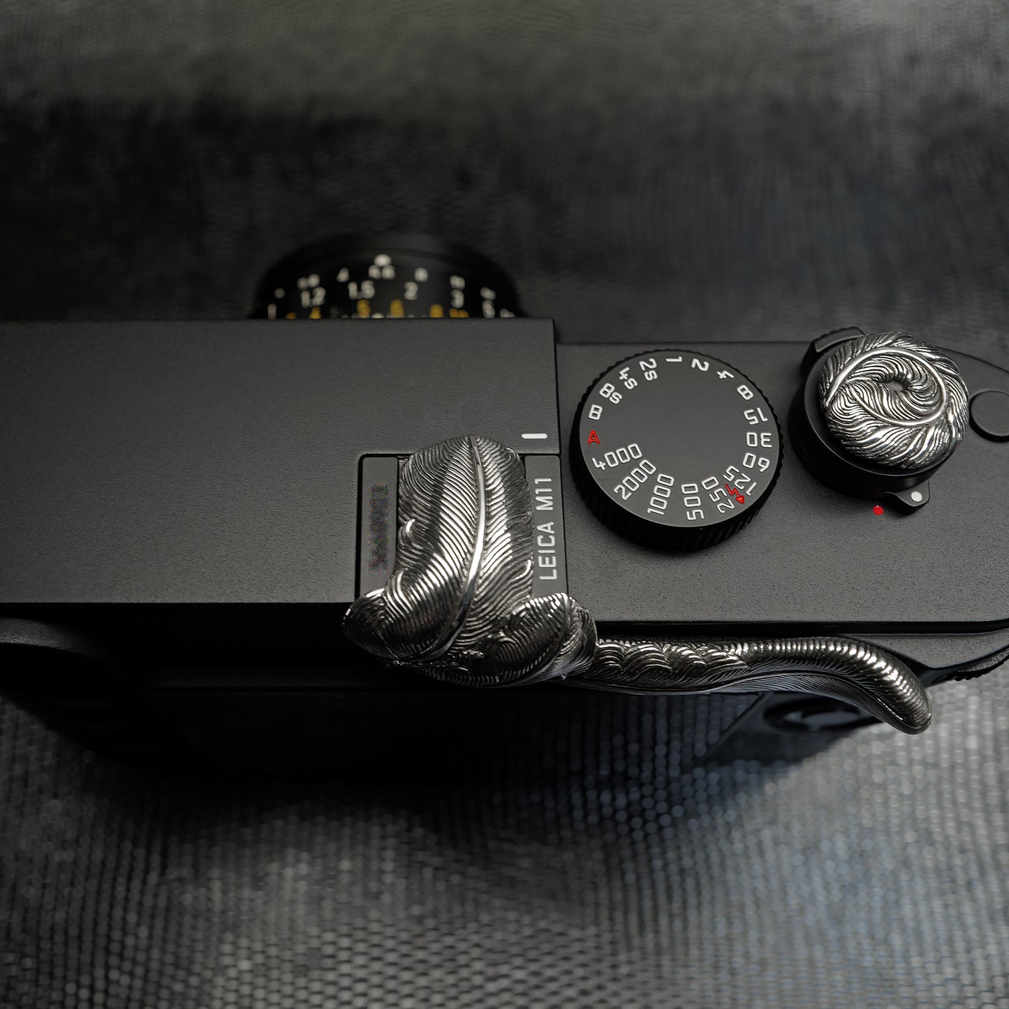 Triple Feathers Grip for Leica M11 / M10 / JP-752