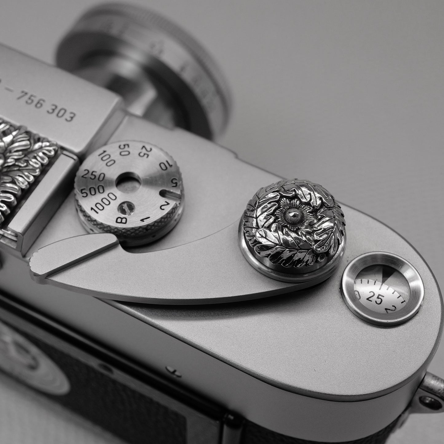 Little Acorn Grow Soft Release Button / JP-760