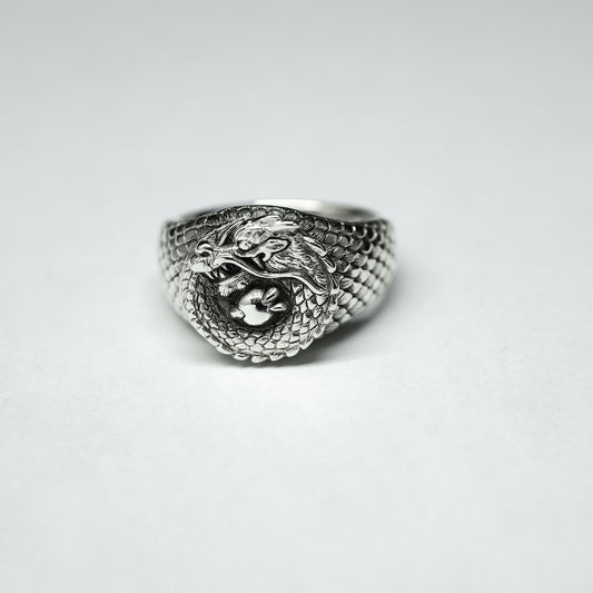 The Dragon Ring / JR-293