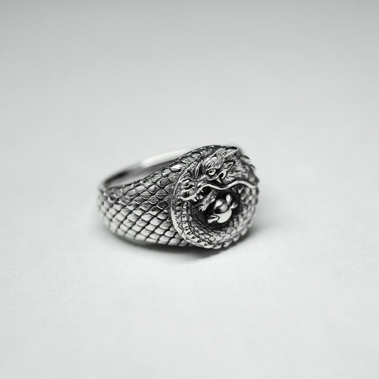 The Dragon Ring / JR-293