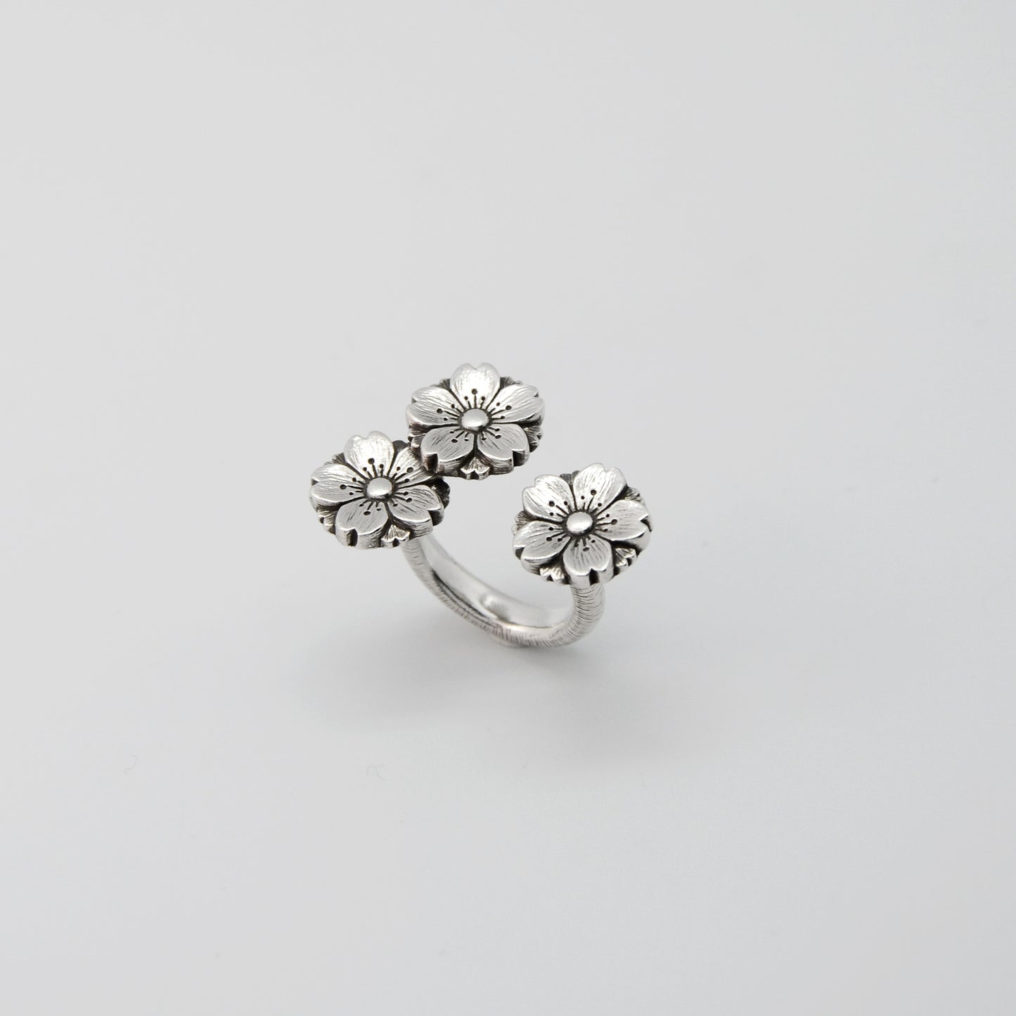 Sakura Ring -Floral emblems of Japan- / JR-292